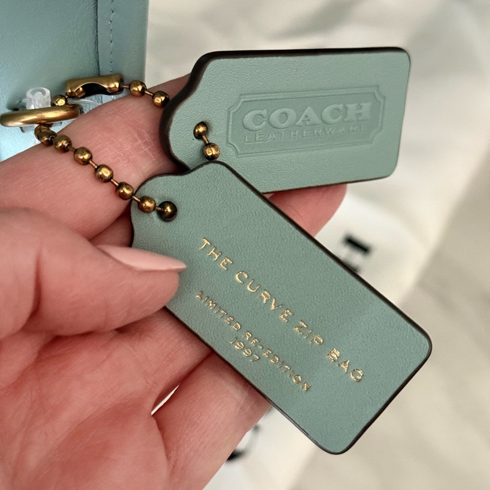 Coach Curve Zip Shoulder Bag in Light Blue NWT - Picture 5 of 7